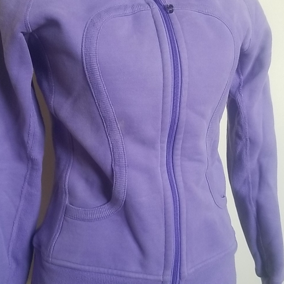 Lululemon Scuba Hoodie - Picture 3 of 9